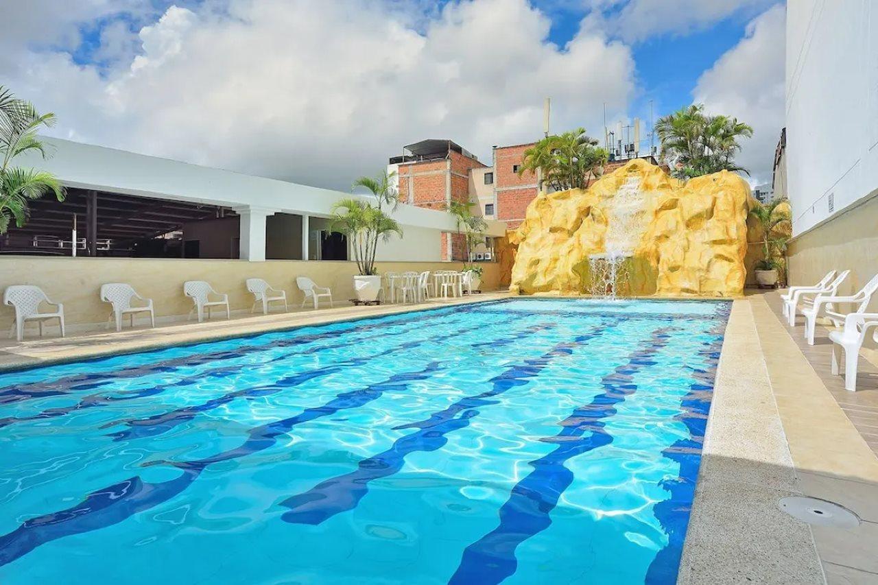 Hotel La Hormiga บูการามังกา ภายนอก รูปภาพ