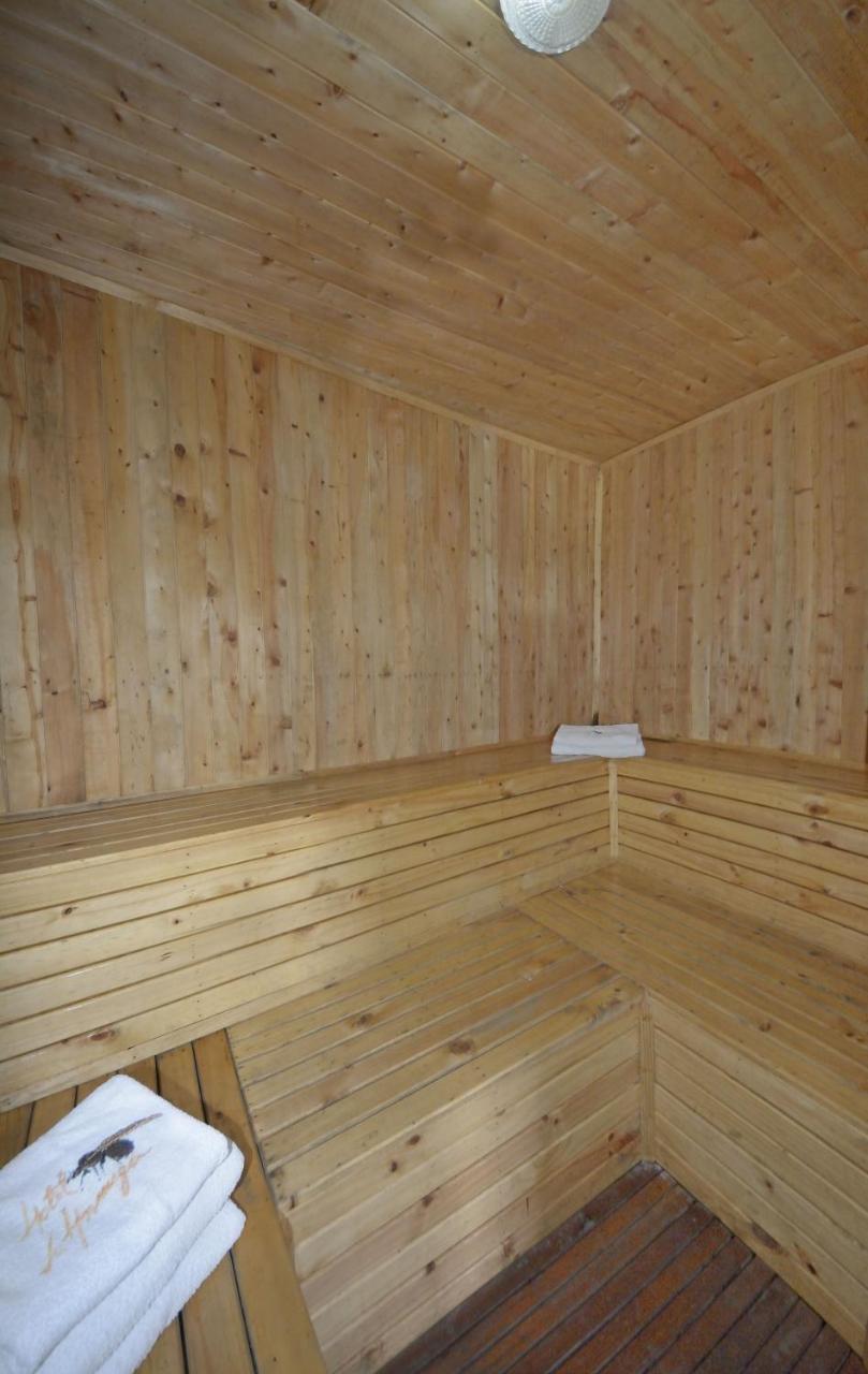 Hotel La Hormiga บูการามังกา ภายนอก รูปภาพ