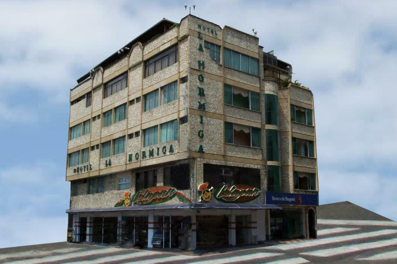 Hotel La Hormiga บูการามังกา ภายนอก รูปภาพ