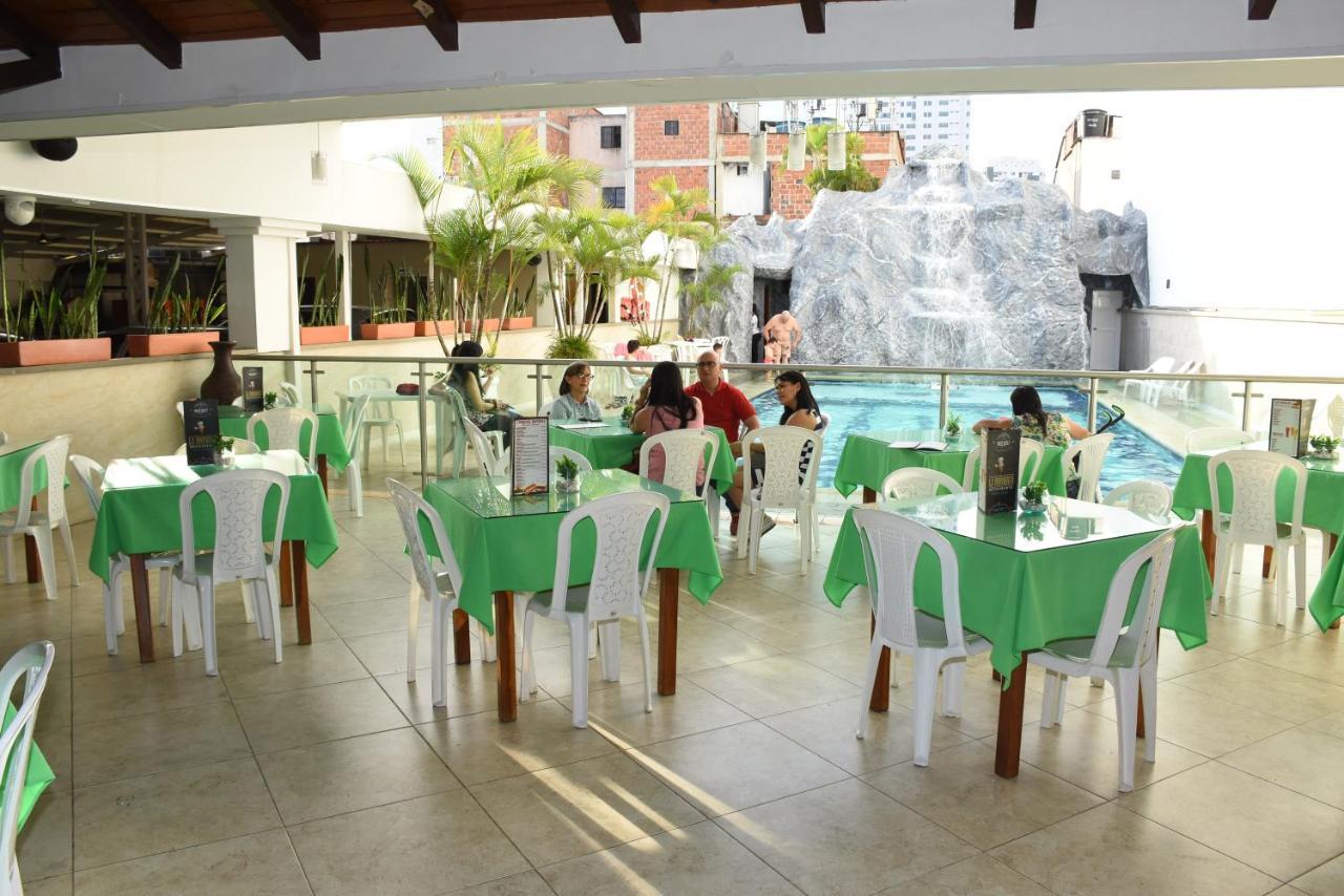 Hotel La Hormiga บูการามังกา ภายนอก รูปภาพ