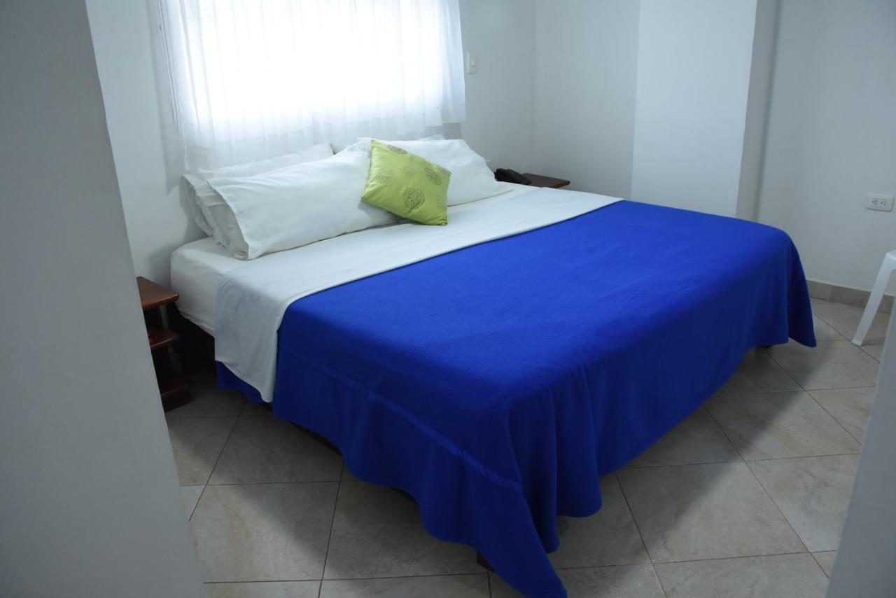 Hotel La Hormiga บูการามังกา ภายนอก รูปภาพ